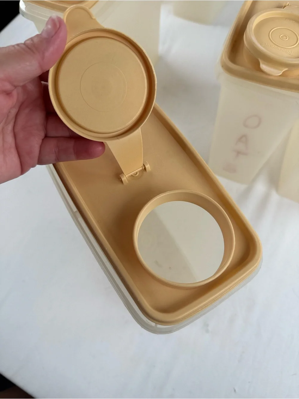 Tupperware Set of 6 Translucent Canister Set with Tan Lids